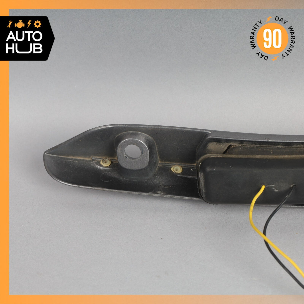02-07 Maserati Spyder 4200 M138 Rear Trunk Lid Moulding Plate w/Lights OEM 61k - photo 14