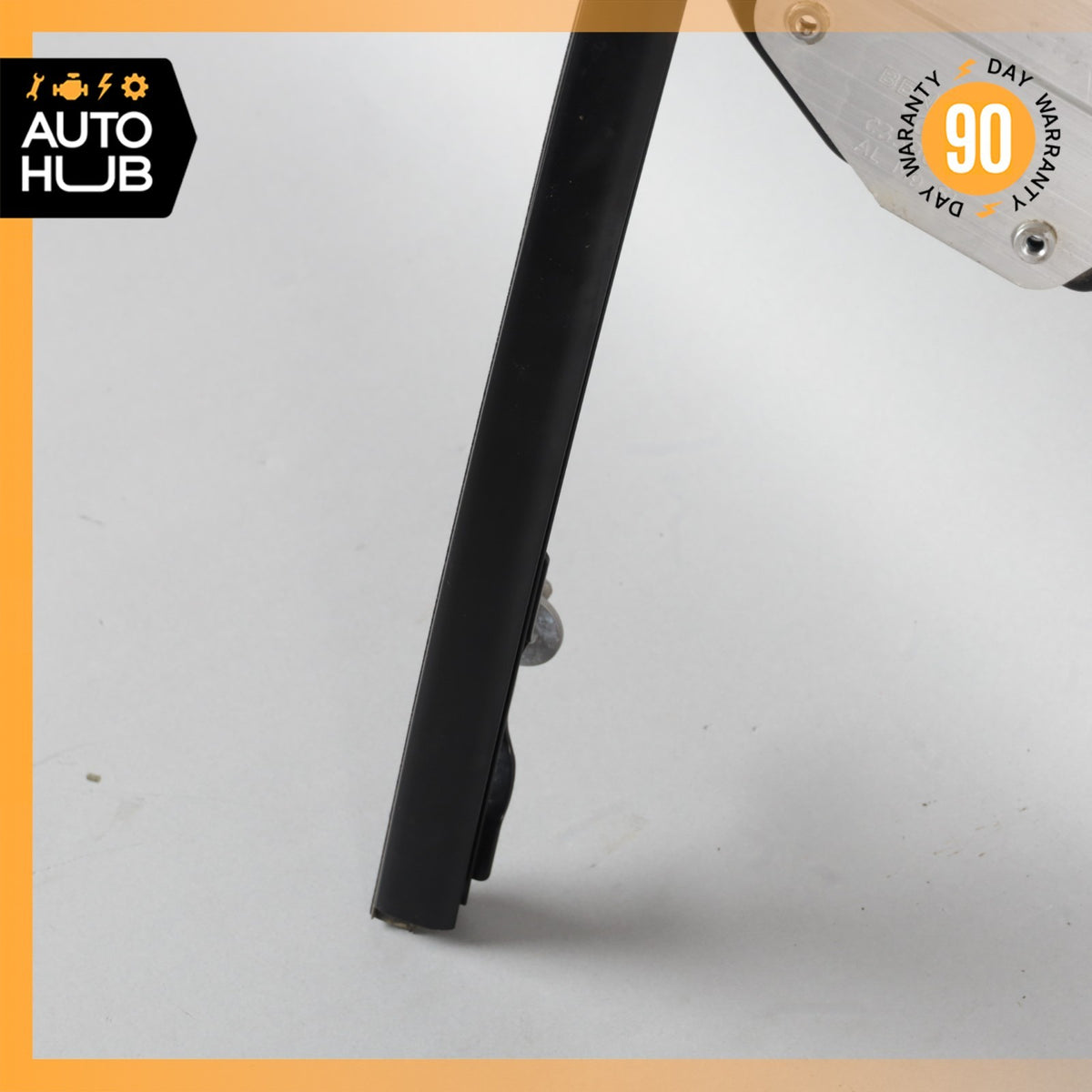 03-10 Bentley Continental GT Coupe Front Right Side Door Vent Window Glass OEM - photo 6