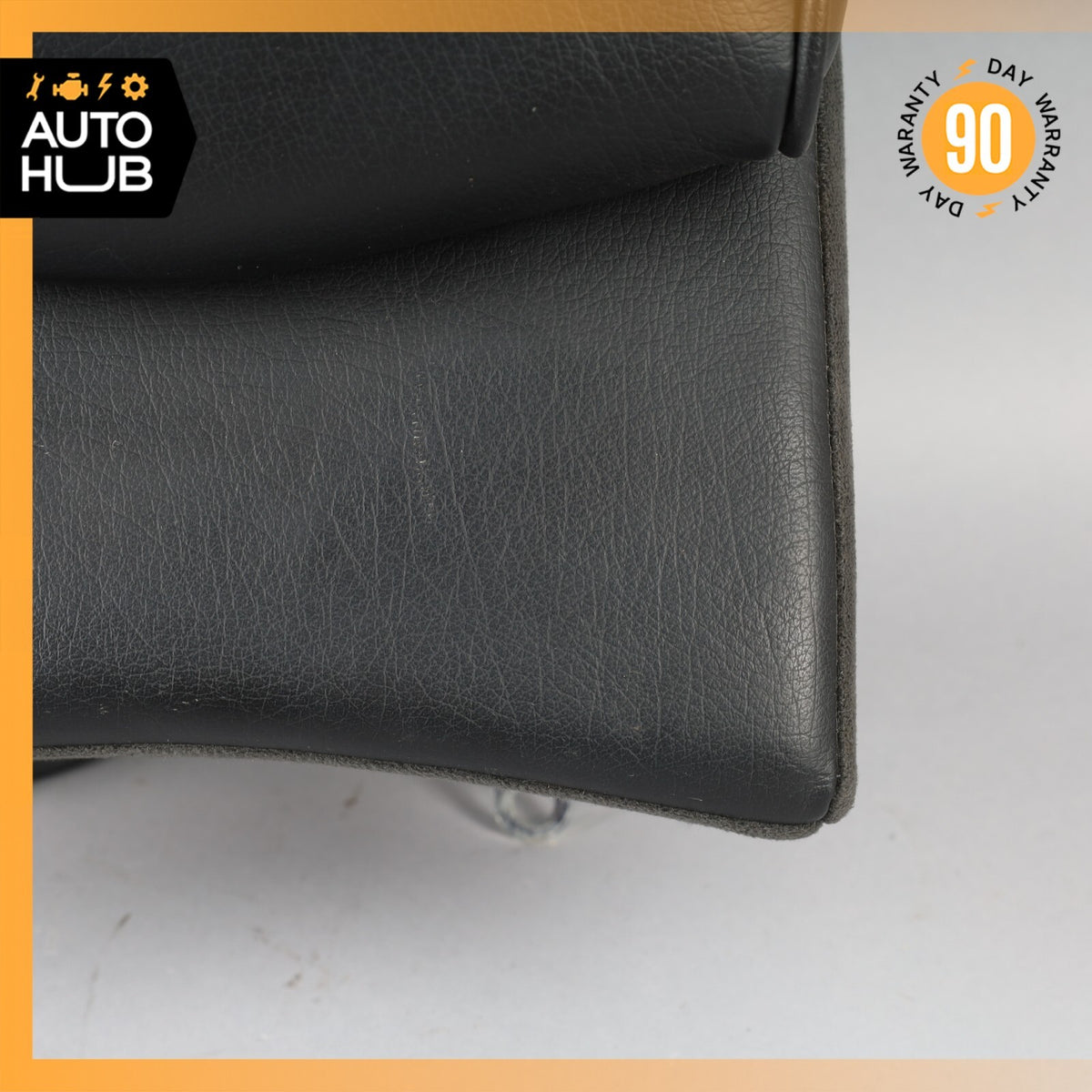 03-13 Maserati Quattroporte M139 Rear Center Seat Headrest Black OEM - photo 7