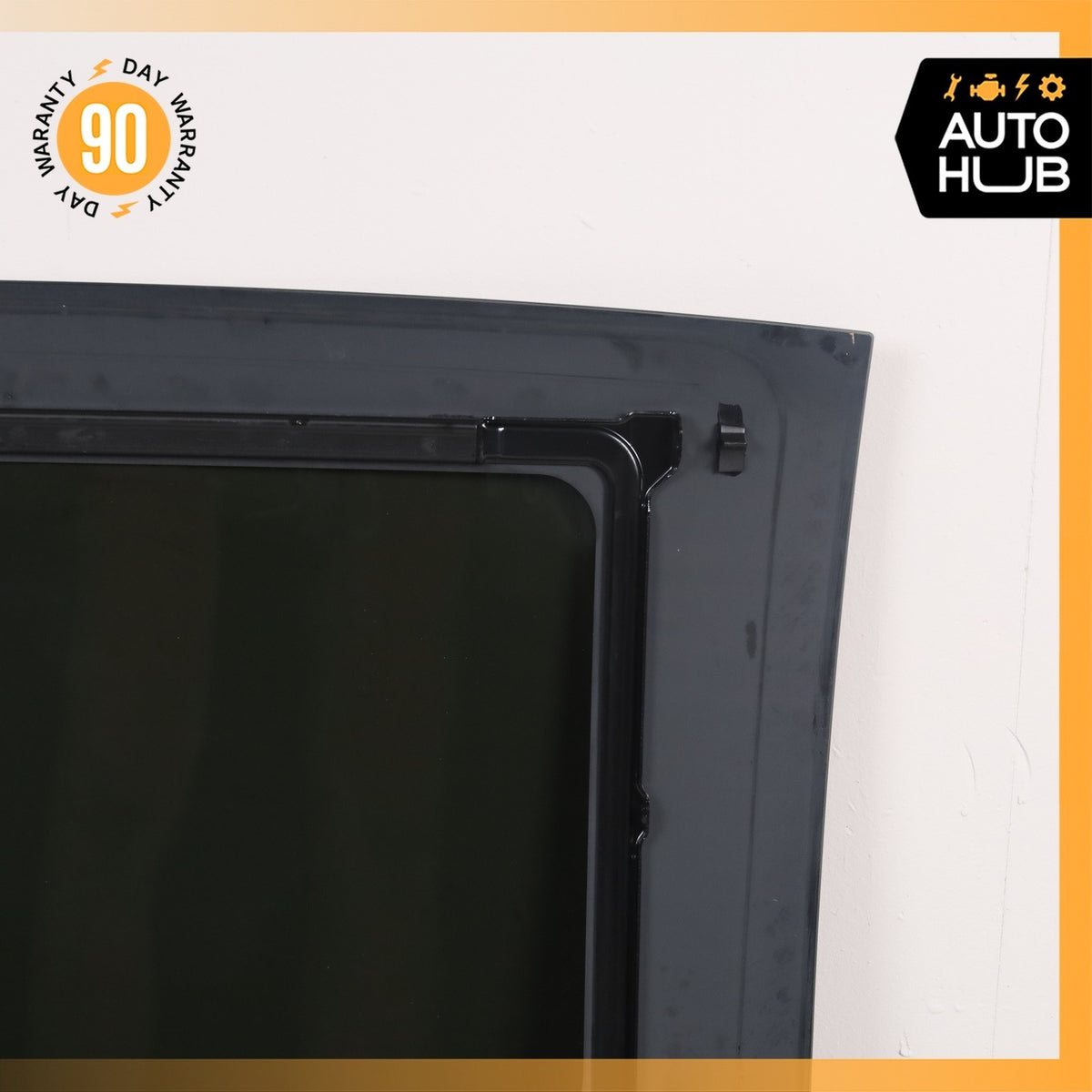 17-26 Alfa Romeo 952 Giulia Front Panoramic Roof Glass 77368202 OEM 56k - photo 12