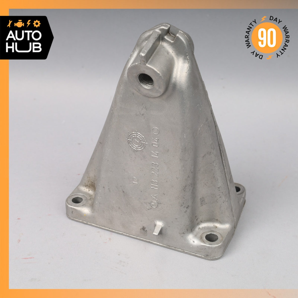 03-06 Mercedes R230 SL500 Engine Motor Right Passenger Side Mount Bracket OEM - photo 5