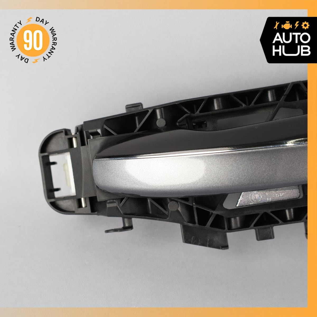 Mercedes X253 GLC300 Rear Left Side Exterior Door Handle OEM - photo 3