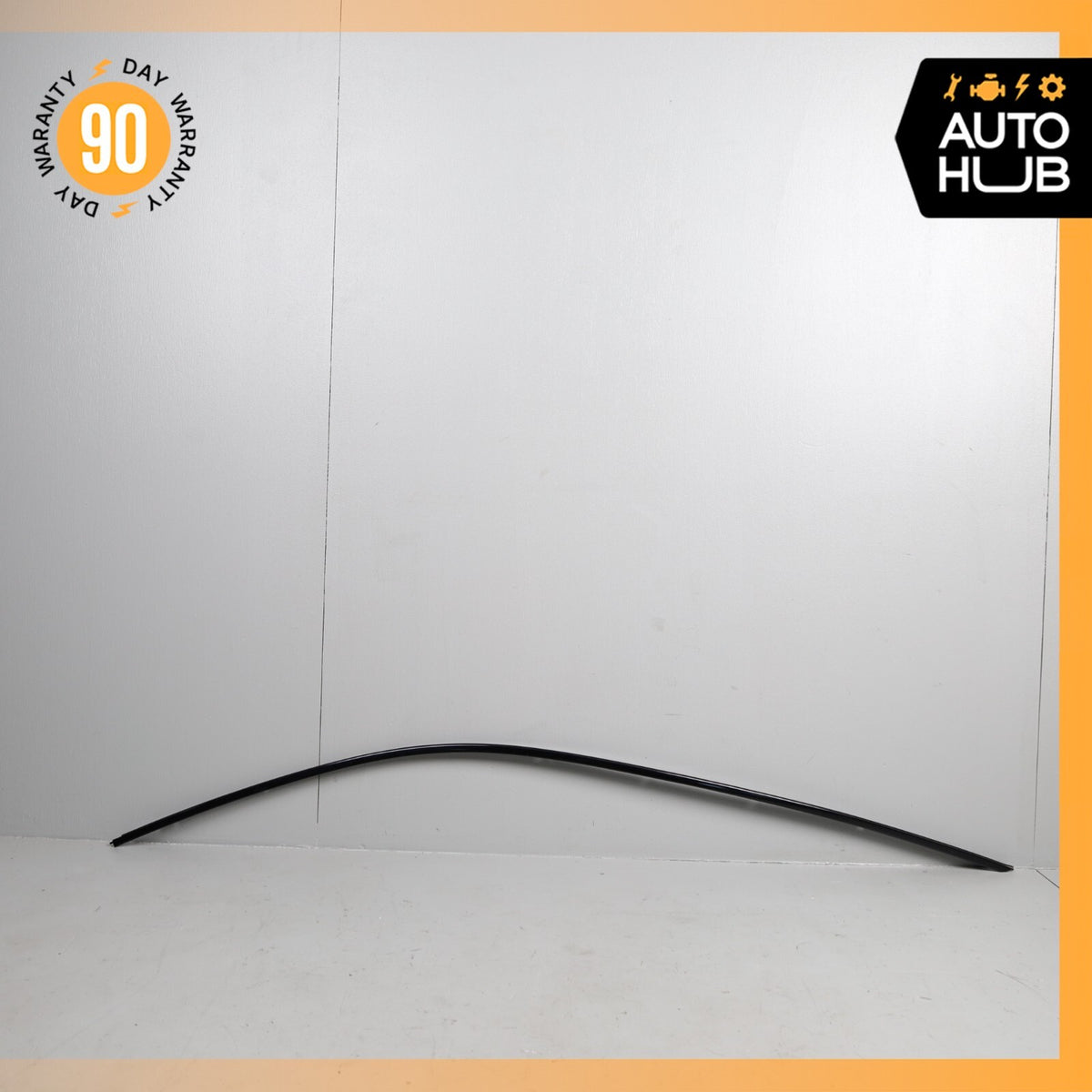 08-19 Maserati GranTurismo S M145 Front Right Door Window Molding Frame OEM 56k - photo 1