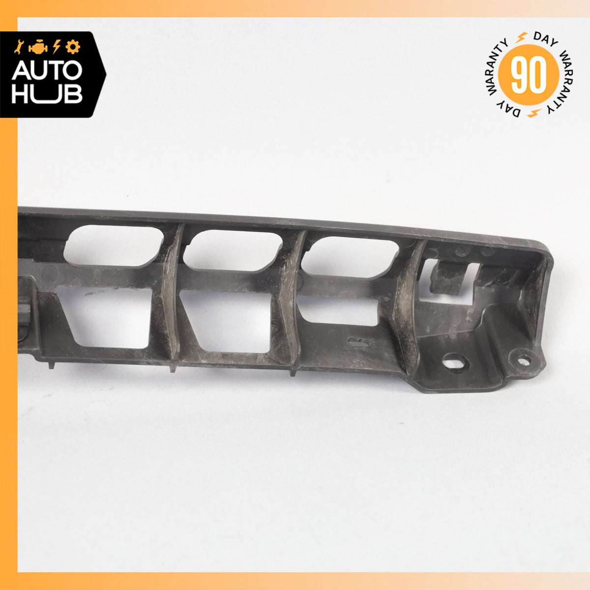 11-18 Porsche Cayenne 958 Turbo S Rear Center Bumper Support Bracket OEM - photo 10
