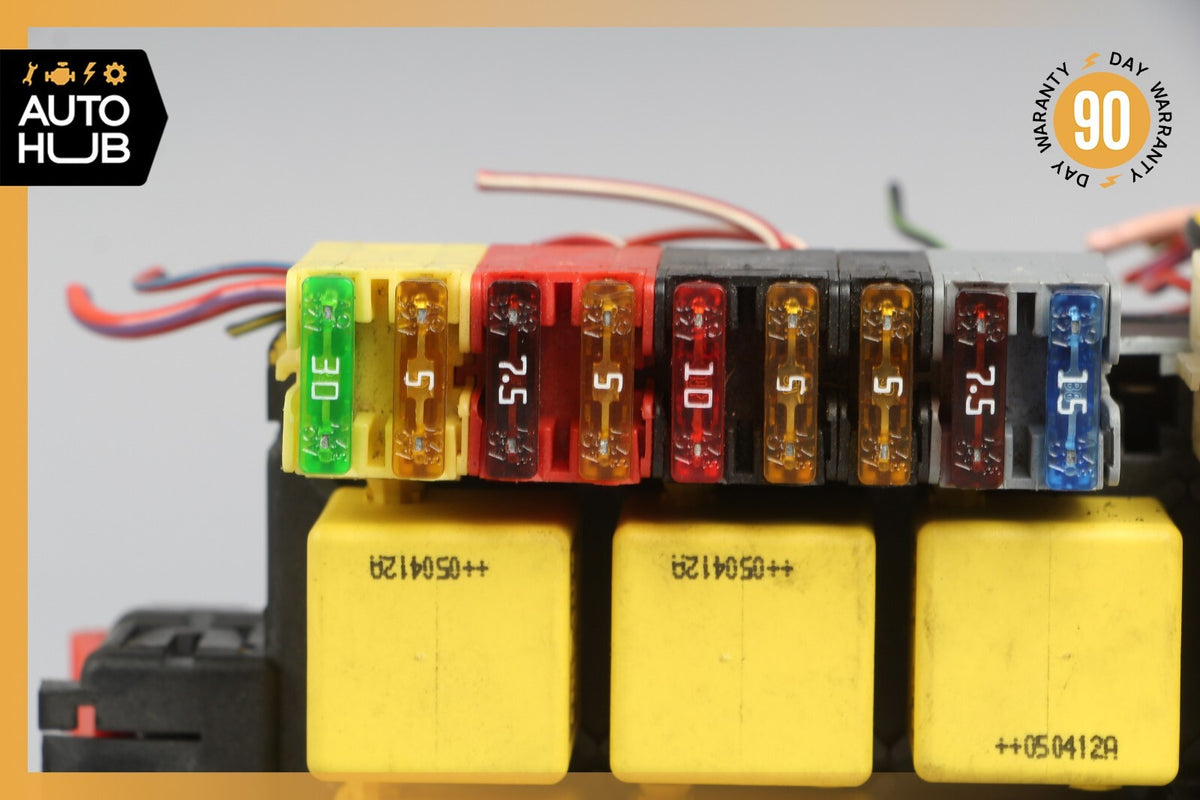03-12 Mercedes R230 SL500 SL55 AMG Front Left SAM Fuse Box Control Module OEM - photo 4