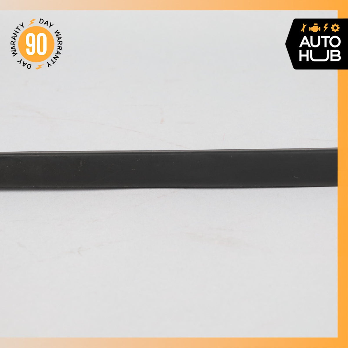 2012 Porsche Cayenne 958 S Hybrid Right Passenger Windshield Molding Black OEM - photo 3