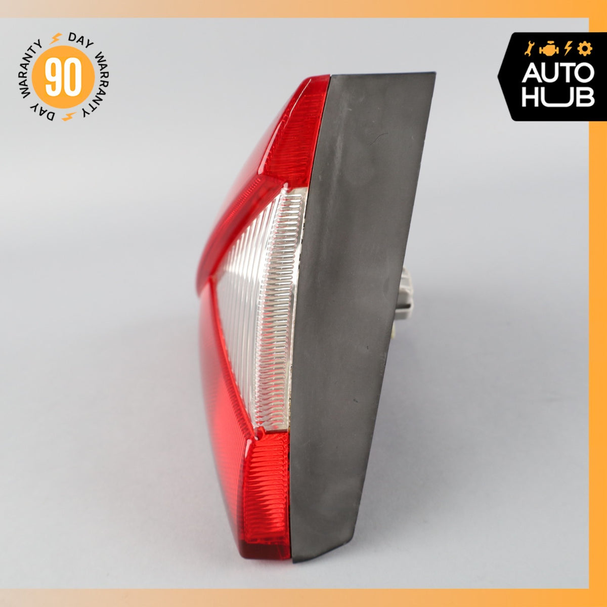 08-16 Maserati GranTurismo M145 Right Side Inner Tail Light Lamp 231568 OEM 47k - photo 11