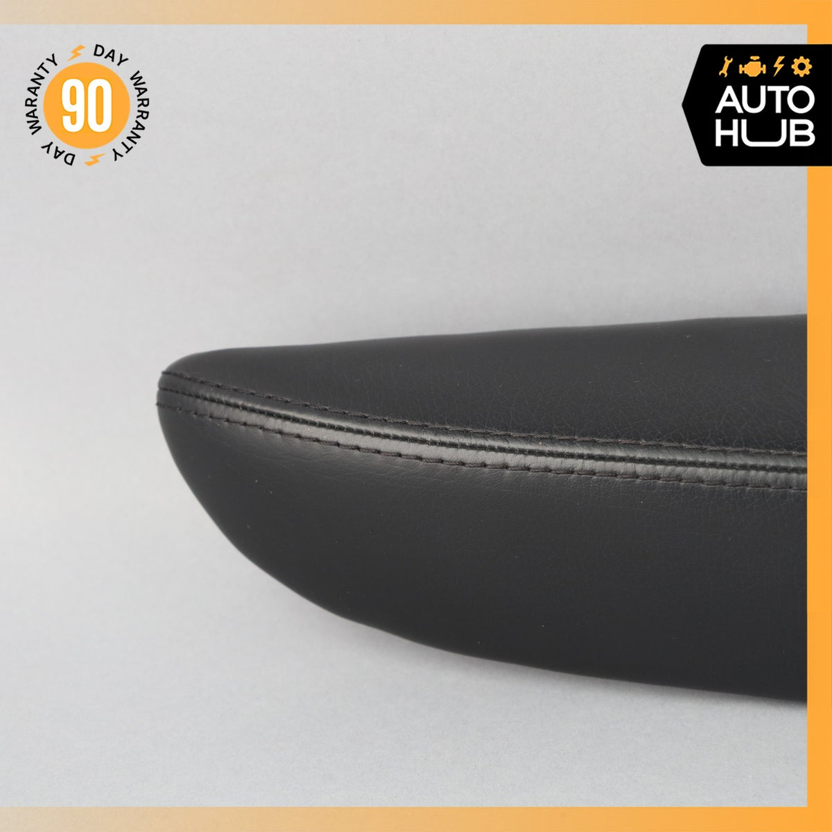08-17 Maserati GranTurismo M145 Front Left Interior Door Panel Armrest OEM 74k - photo 2