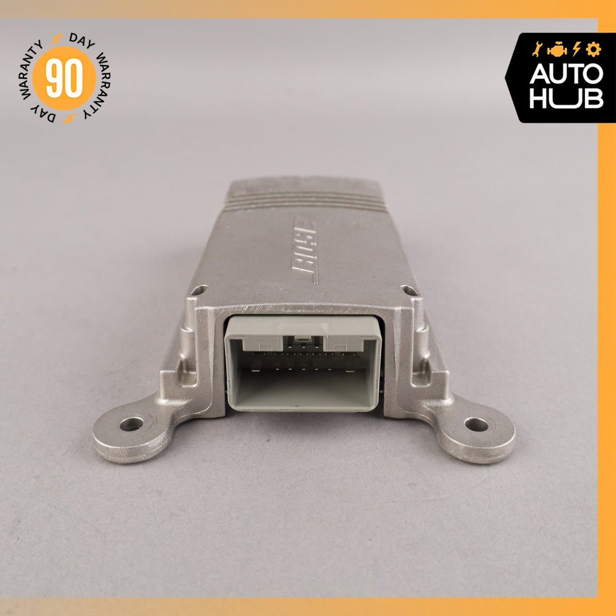 Porsche Macan 95B S Boxster Cayman Subwoofer AMP Bose Amplifier OEM 74k - photo 6