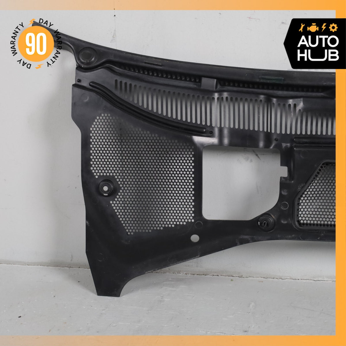 Bentley Continental GT Front Windshield Cowl Panel Trim Cover OEM 81k - photo 7