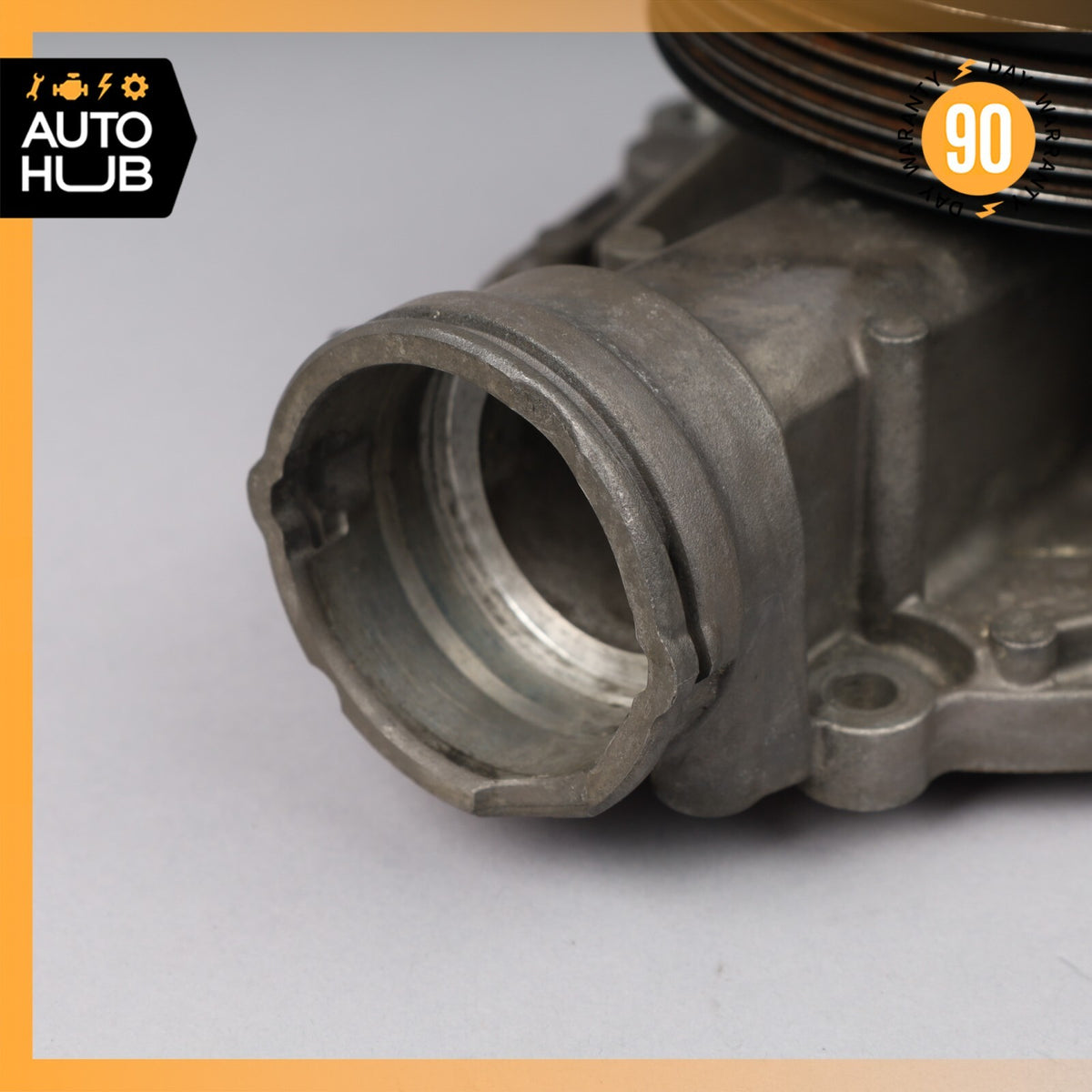 05-12 Mercedes W211 E350 CLK350 Engine Coolant Motor Water Pump 2722010601 OEM - photo 2
