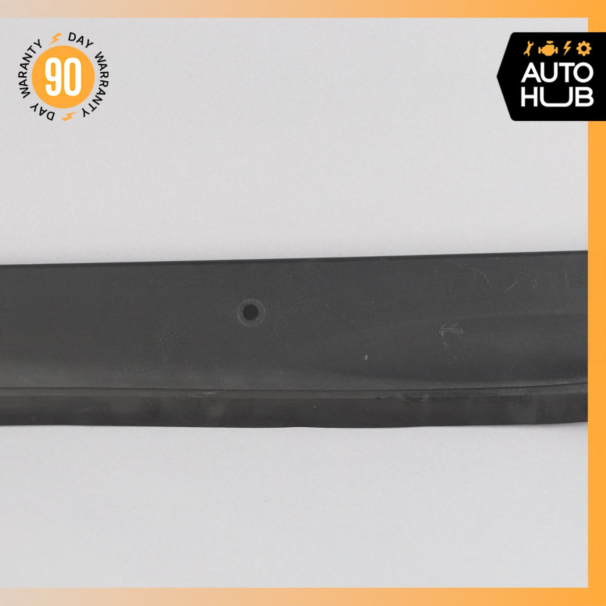 2015 Porsche Macan S 95B Right Passenger Side Fender Cover Insulator Bracket OEM - photo 3