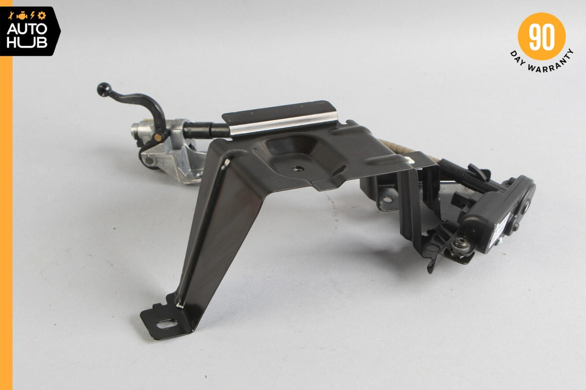 Mercedes X164 GL550 ML350 Rear Left Quarter Window Regulator Motor w/ Bracket - photo 9