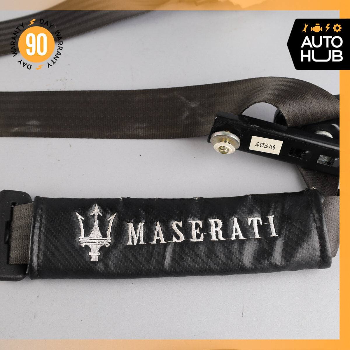 08-19 Maserati GranTurismo M145 Front Right Side Seat Belt Black OEM - photo 7