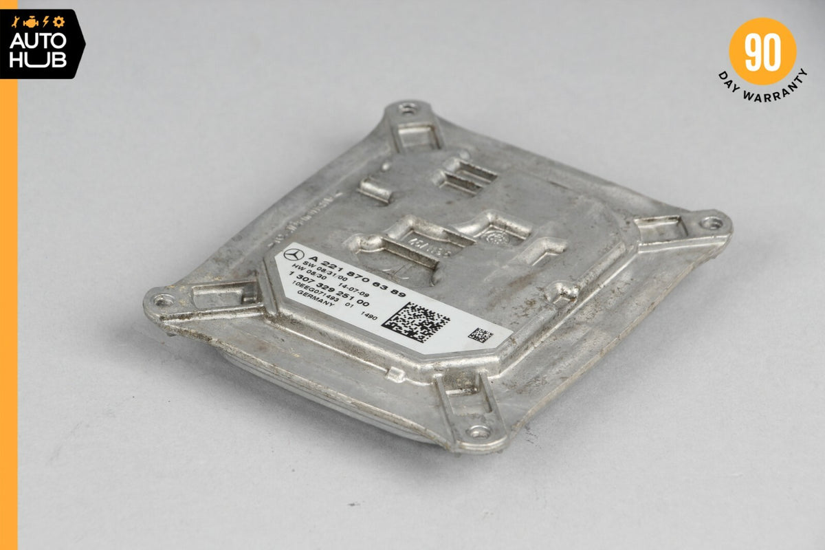 Mercedes W221 S400 CL550 LED Headlight Voltage Regulator Ballast Module OEM - photo 1