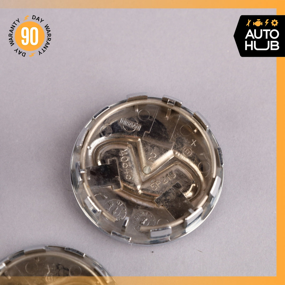 08-13 Infinity G37 Wheel Centre Cap Set of 4 OEM 77k - photo 11