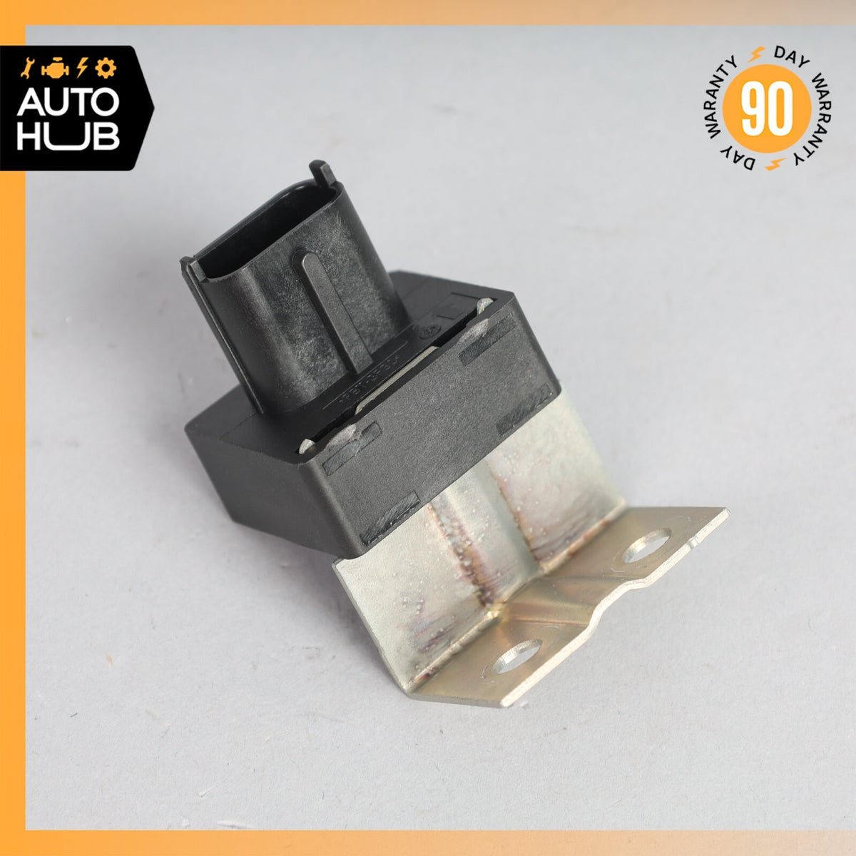 14-20 Maserati Levante S Ghibli Rear Acceleration Sensor Module Unit OEM 26k - photo 4