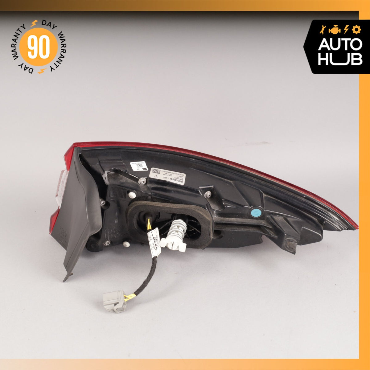 17-20 Maserati Levante M161 Outer Tail Light Lamp Left Driver Side OEM 73k - photo 9