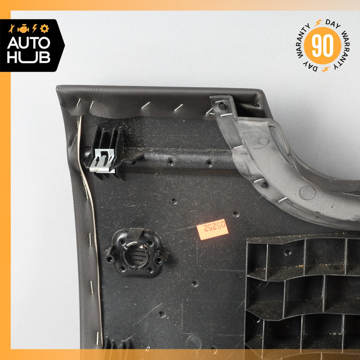 04-09 Cadillac XLR Dashboard Dash Left Side Lower Knee Trim Panel Black OEM 51k - photo 9