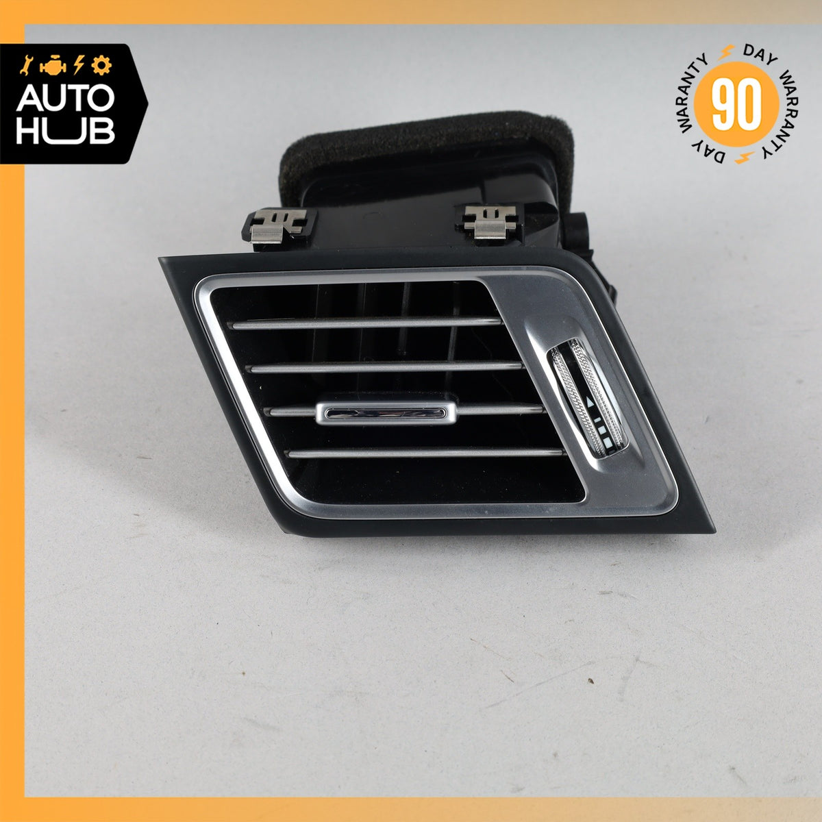 14-17 Mercedes W207 E350 E550  Left Driver Side Dashboard AC A/C Air Vent OEM - photo 2