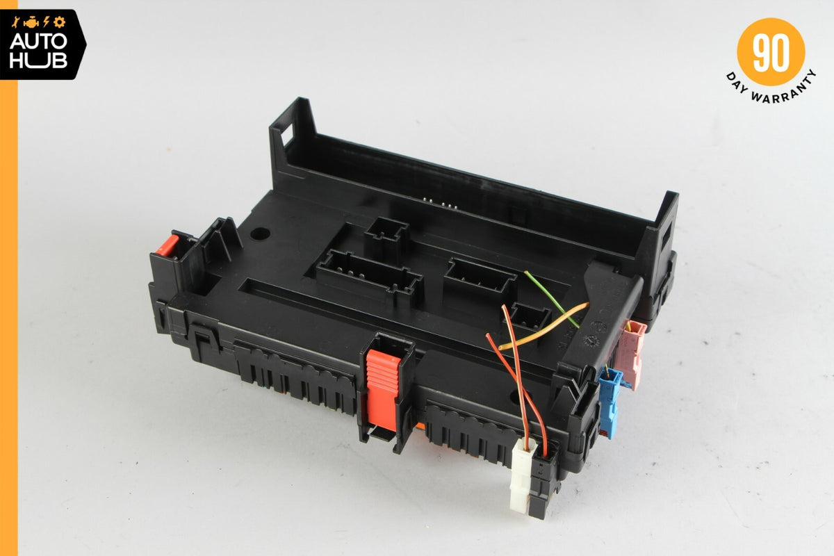 10-14 Mercedes W216 CL550 Rear Trunk Fuse Box Relay Control 2219067100 OEM 59k - photo 9