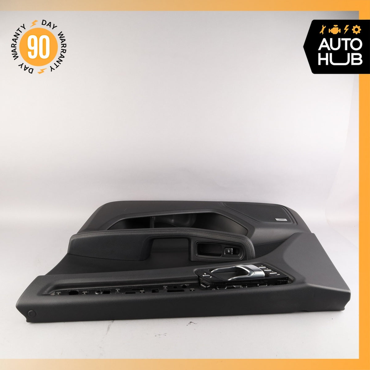 15-24 Porsche Macan 95B Front Right Passenger Side Interior Door Panel OEM 74k - photo 12