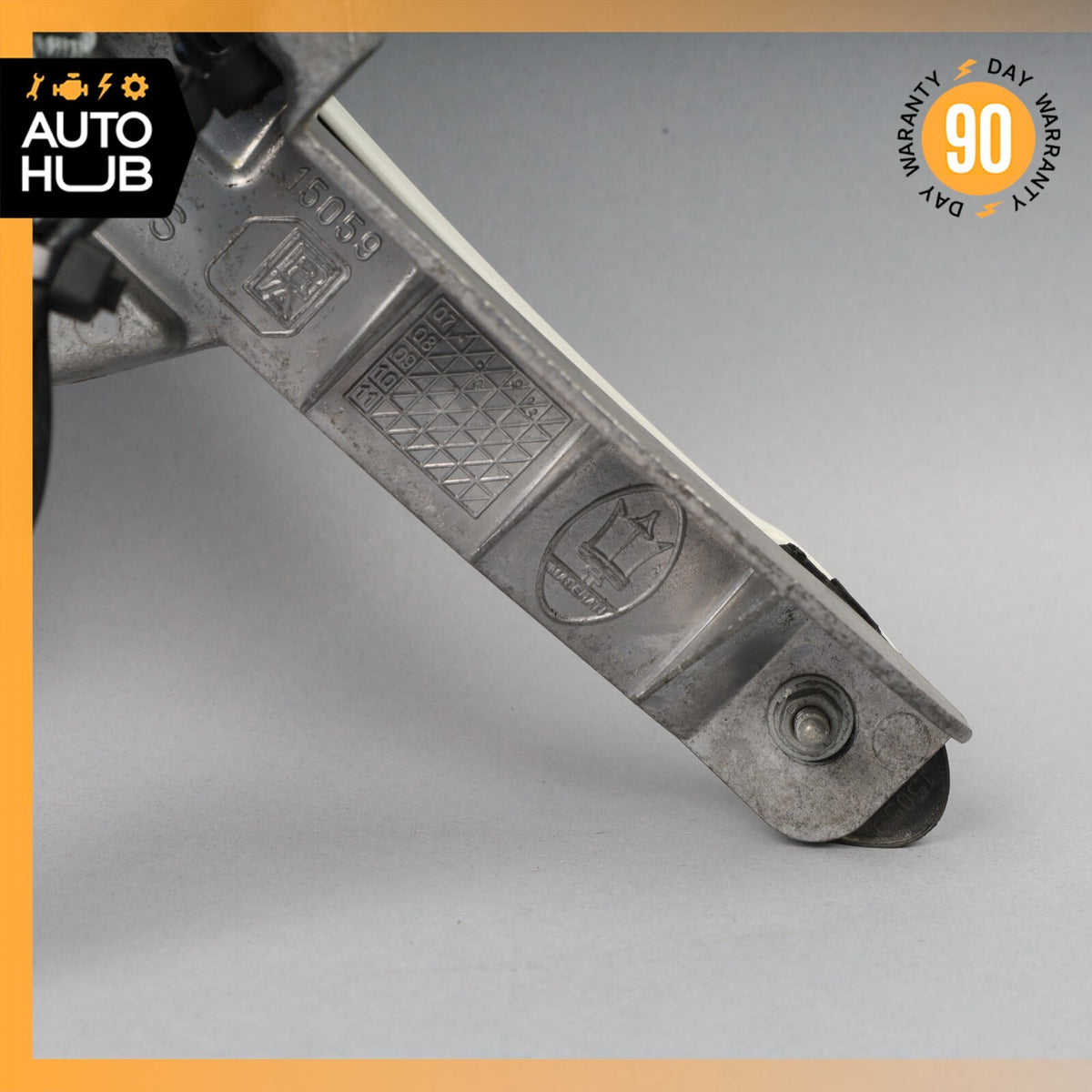 08-19 Maserati GranTurismo M145 Front Left Side Exterior Door Handle OEM 61k - photo 8