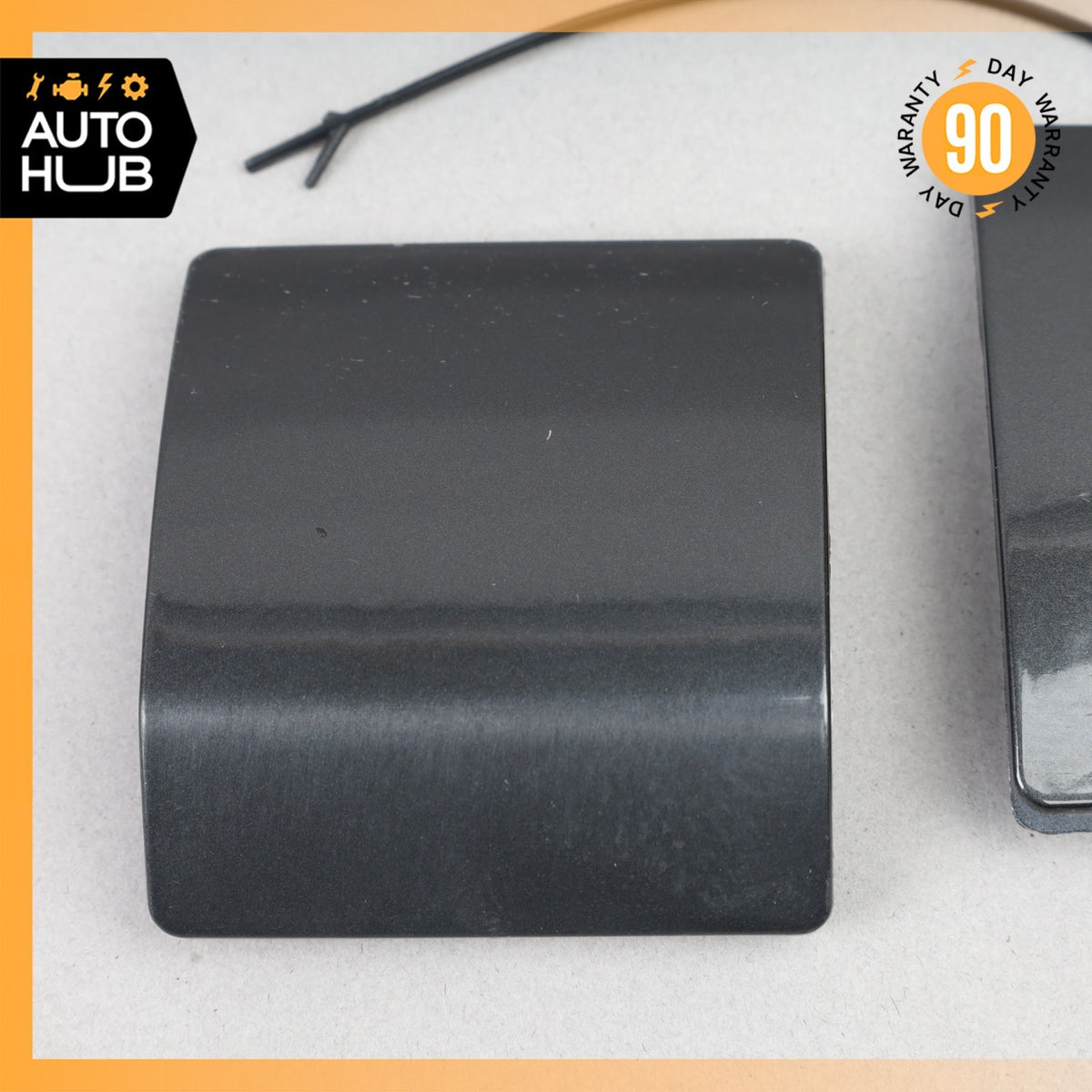 Mercedes W215 CL500 Rocker Panel Side Skirt Front & Rear Right Jack Cover OEM - photo 3