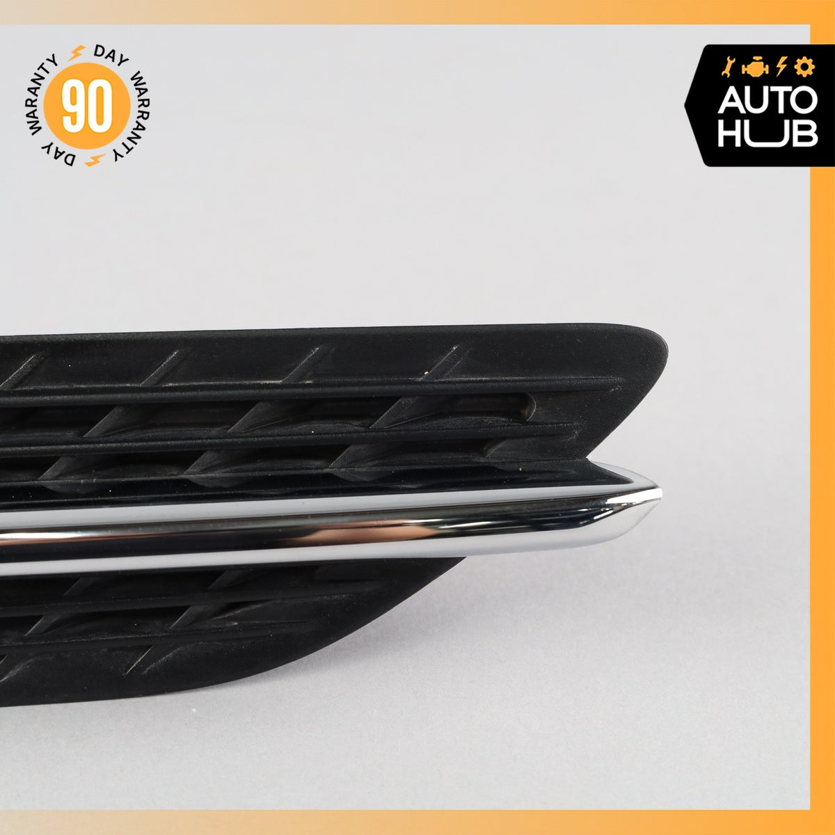 12-20 Mercedes R172 SLC300 SLK250 Fender Grill Grille Vent Right Side OEM 53k - photo 2