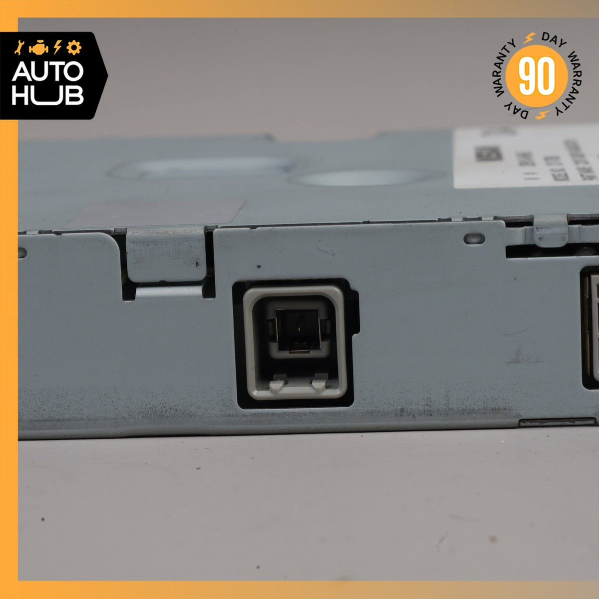 17-18 Infinity Q60 Navigation Control Module OEM 71k - photo 6