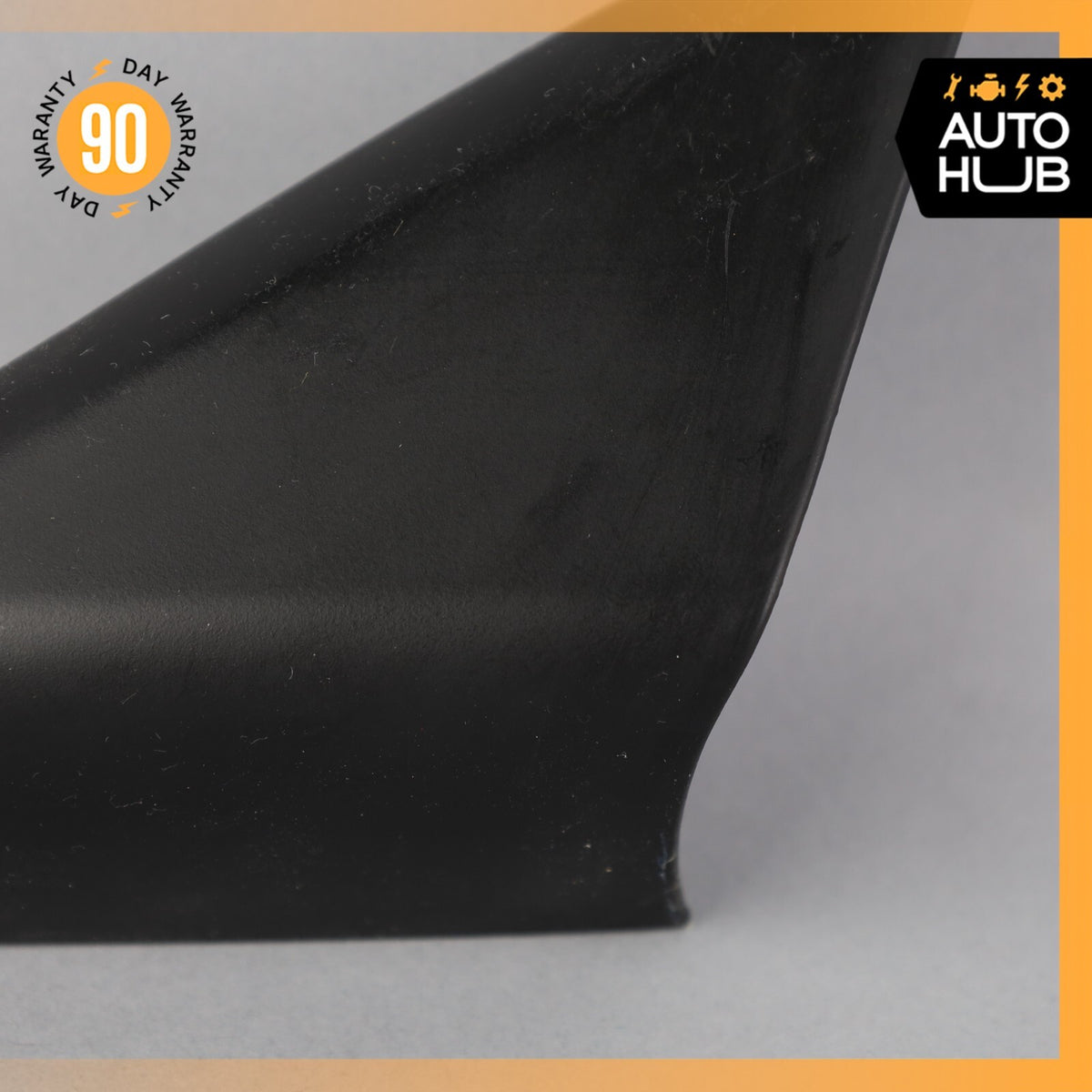 03-13 Maserati Quattroporte M139 4.7L S Left Side Door Corner Trim Panel OEM - photo 4