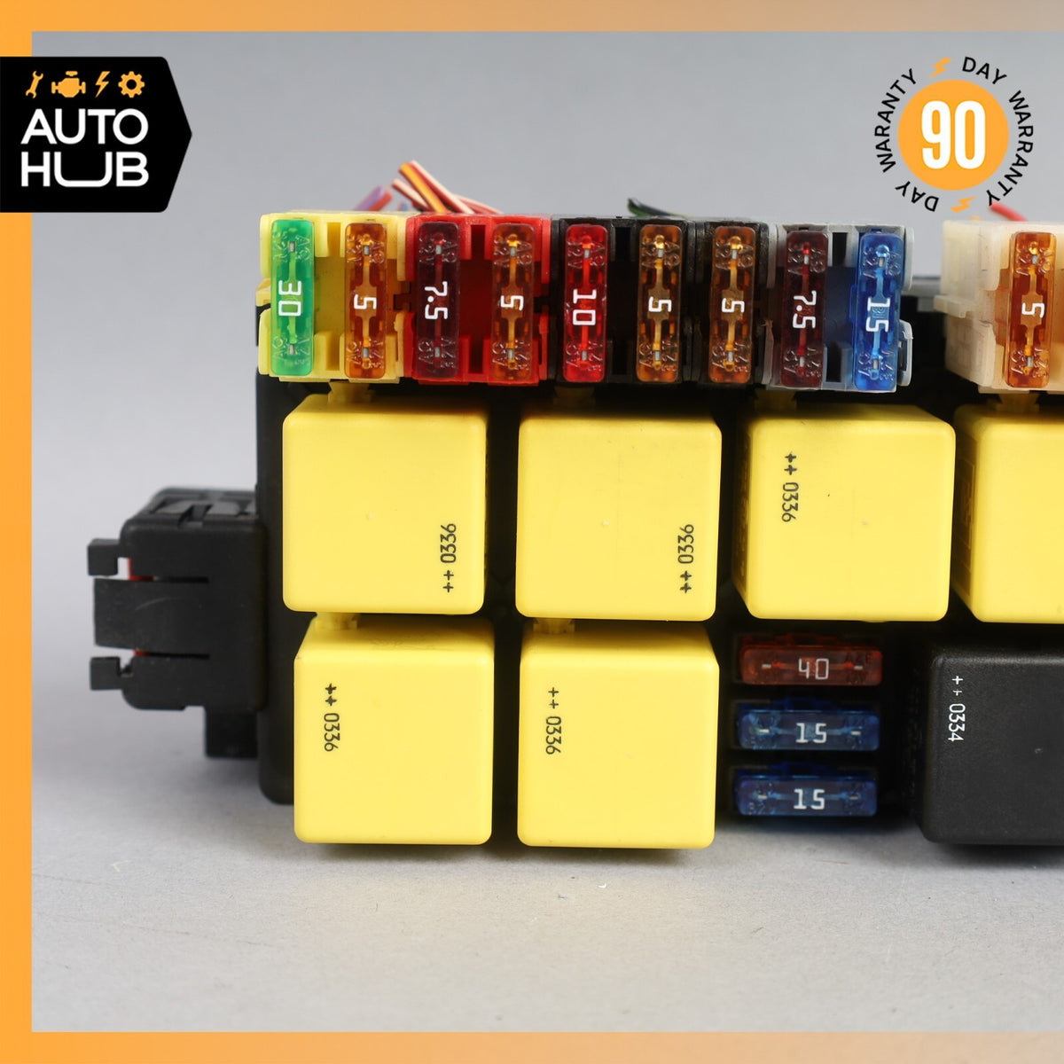 03-12 Mercedes R230 SL500 SL55 AMG Front Left SAM Fuse Box Control Module OEM - photo 6