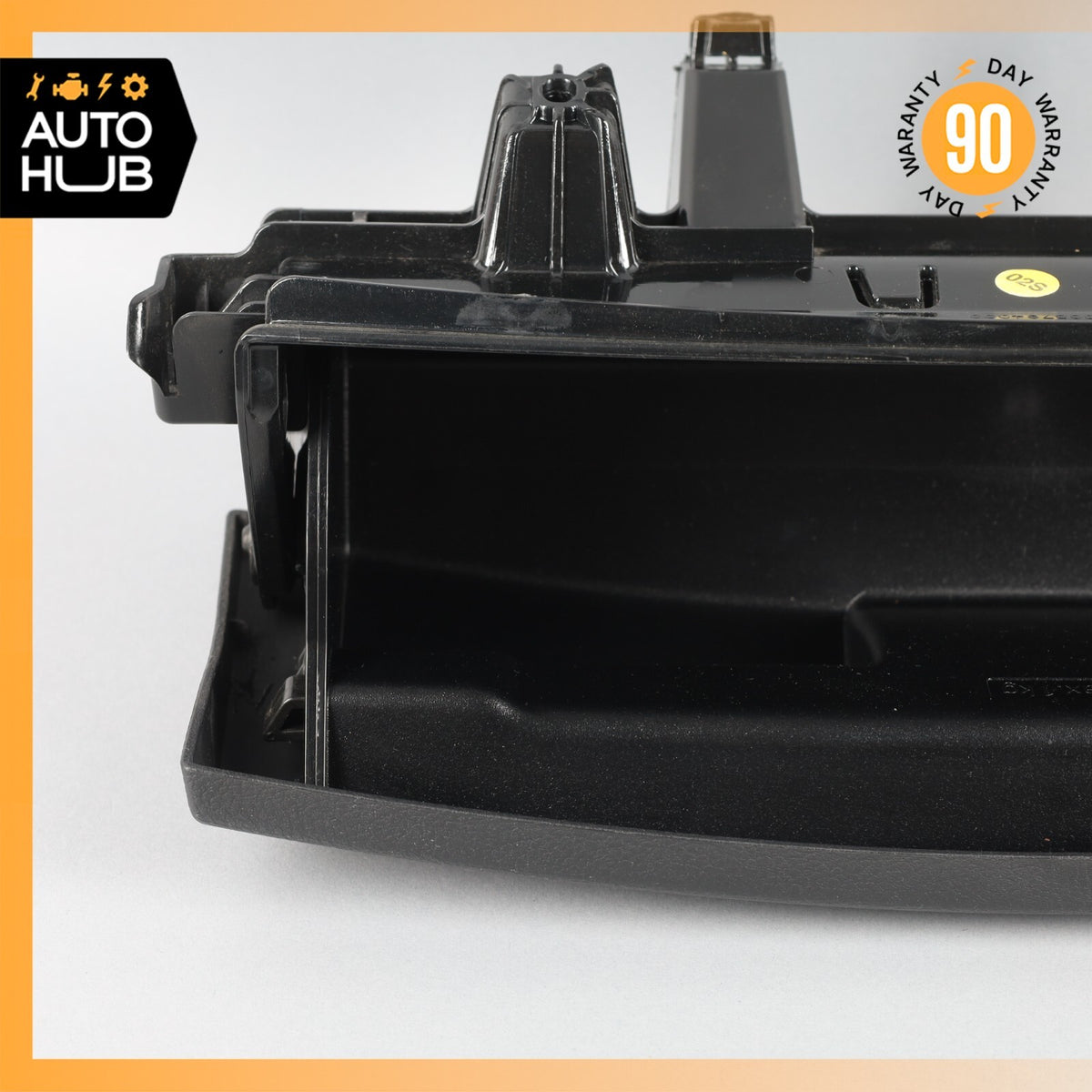 11-18 Porsche Cayenne 958 Hybrid S Left Side Under Seat Compartment Trim OEM - photo 9