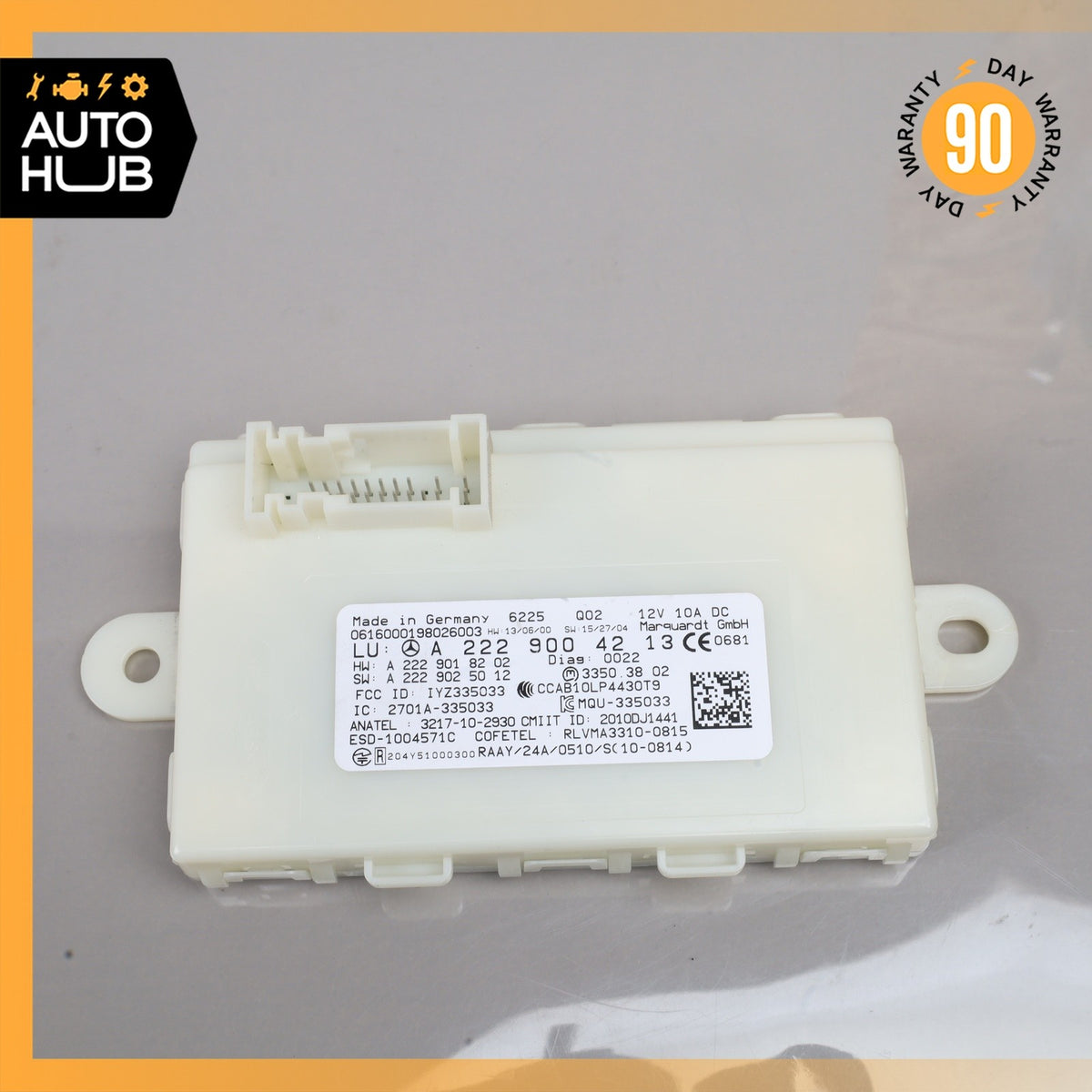 Mercedes W205 C300 Keyless Go Entry Control Module 2229003308 OEM - photo 2