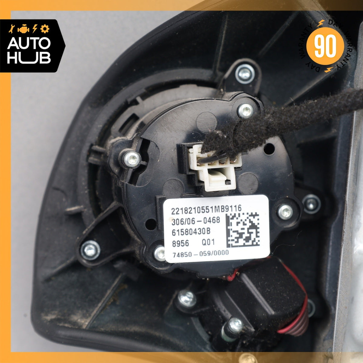 07-10 Mercedes W221 S550 S63 AMG Steering Wheel Airbag Air Bag 221860040 OEM - photo 10