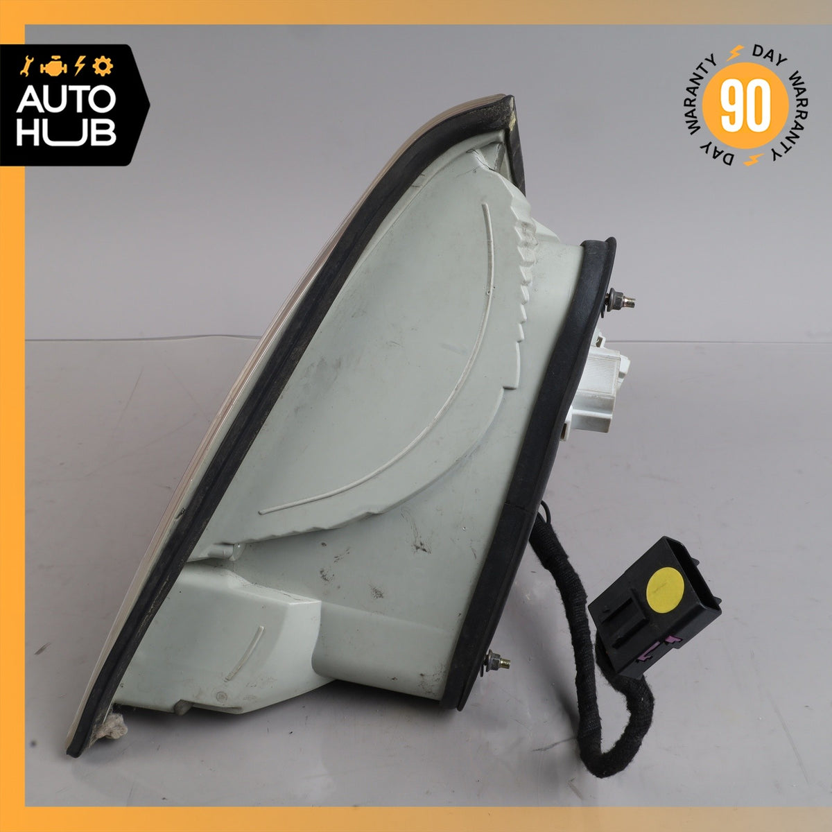 03-08 Maserati Quattroporte M139 Right Side Tail Light Lamp 191102 OEM 84k - photo 10