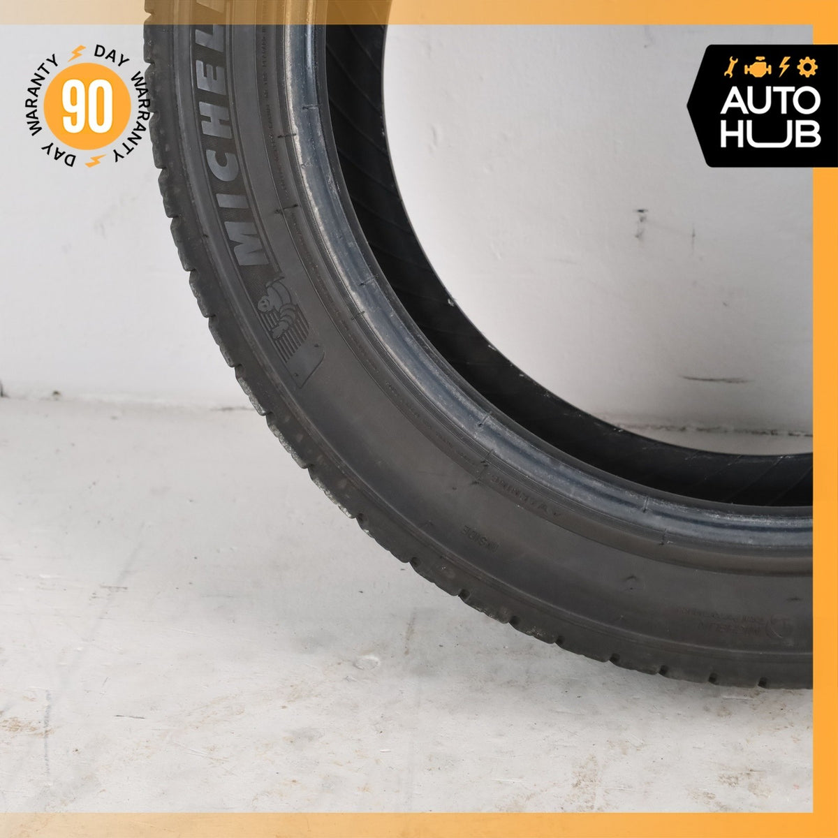 255/40ZR18 Michelin Pilot Sport All Season 4 255 40 18' 99Y XL 8.5/32" Tire - photo 12