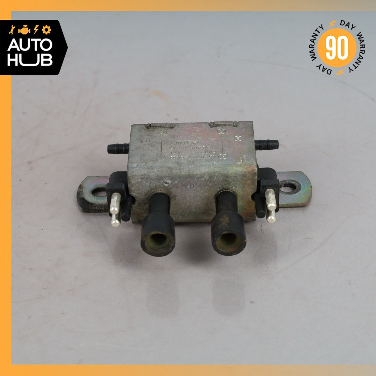 Mercedes W140 S320 EGR Fuel Vacuum Change Over Valve 0025400697 OEM - photo 3
