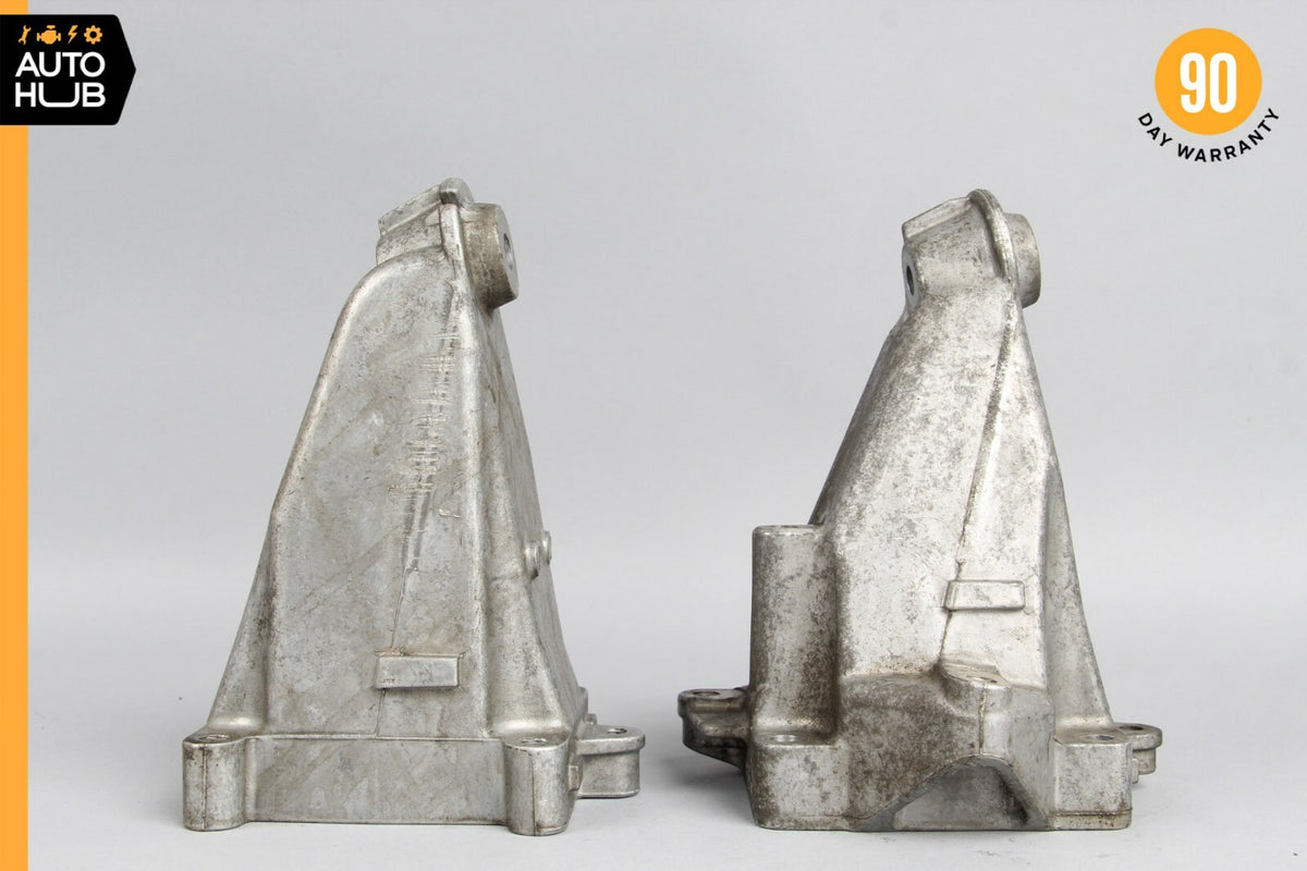 12-15 Mercedes W204 C250 Engine Motor Bracket Mount Right & Left Set of 2 OEM - photo 3