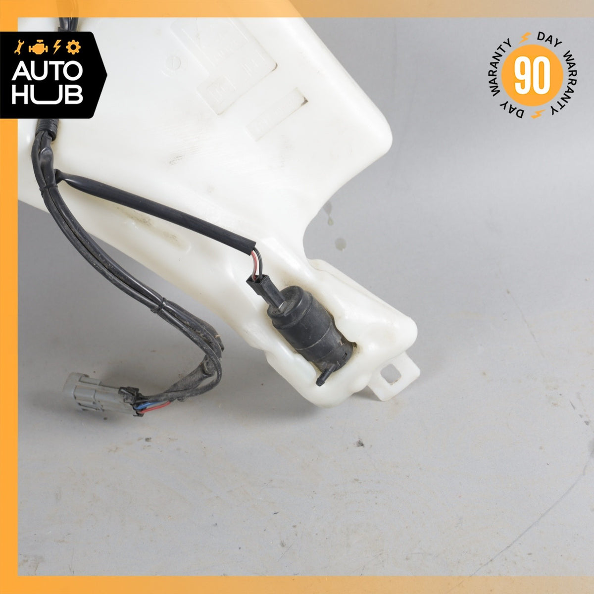 02-07 Maserati Spyder 4200 M138 Headlight Windshield Washer Bottle Tank OEM - photo 12