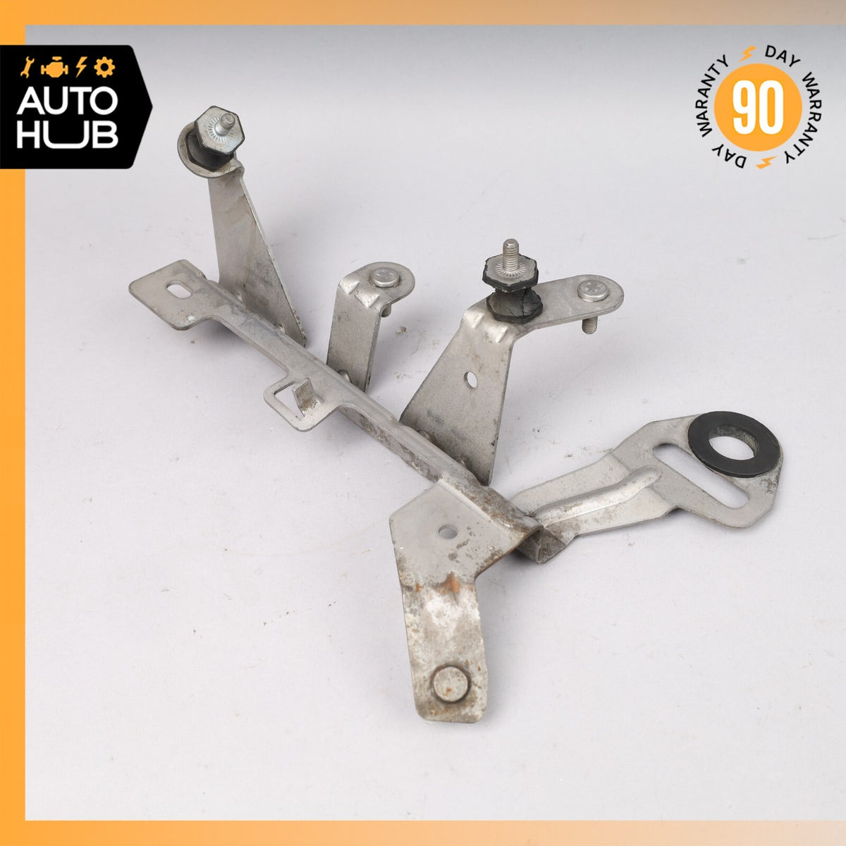 Porsche Cayenne 958 Hybrid S Auxiliary Water Coolant Pump Support Bracket OEM - photo 1