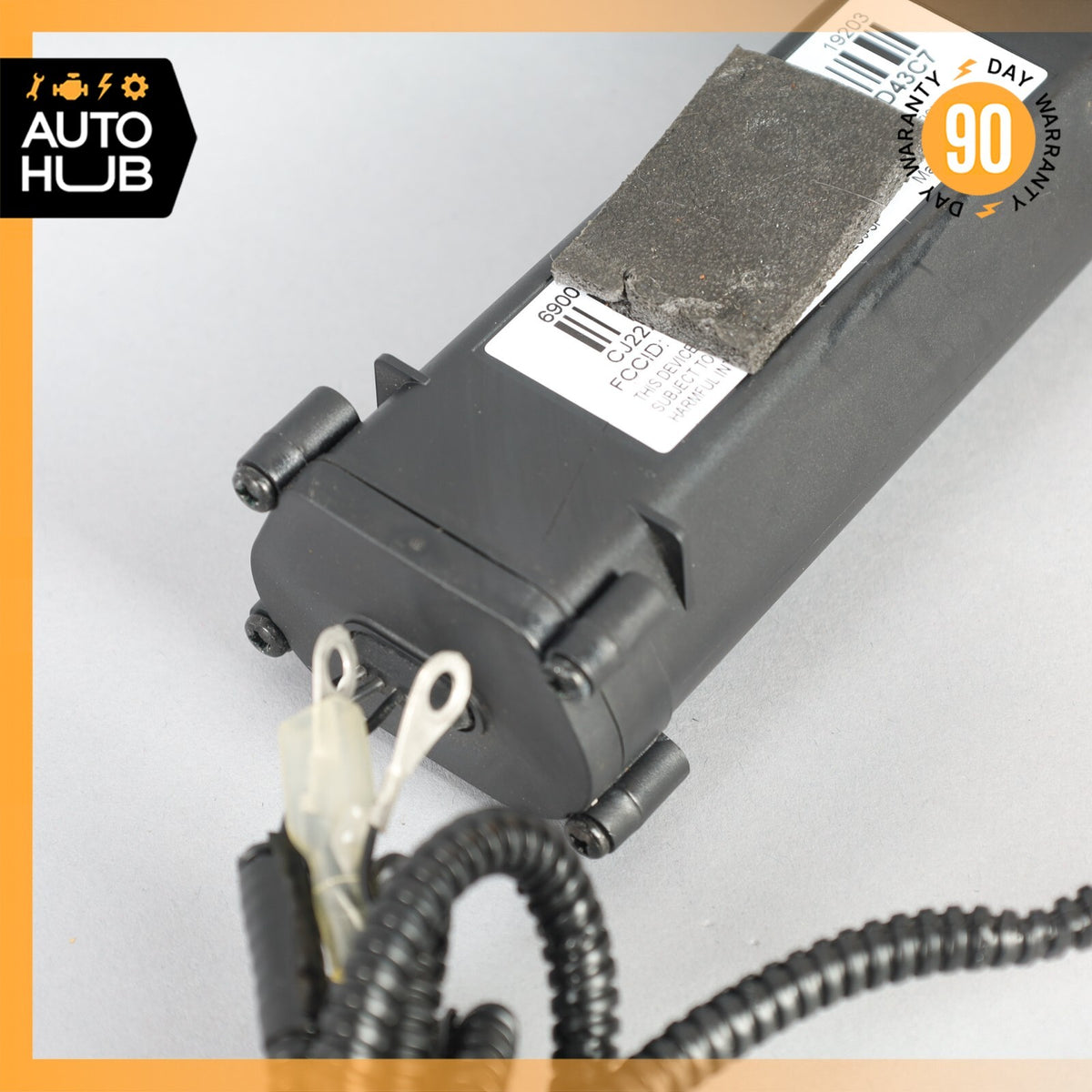 Maserati GranTurismo S M145 Vehicle Recovery Transmitter Module 6900110301 OEM - photo 8