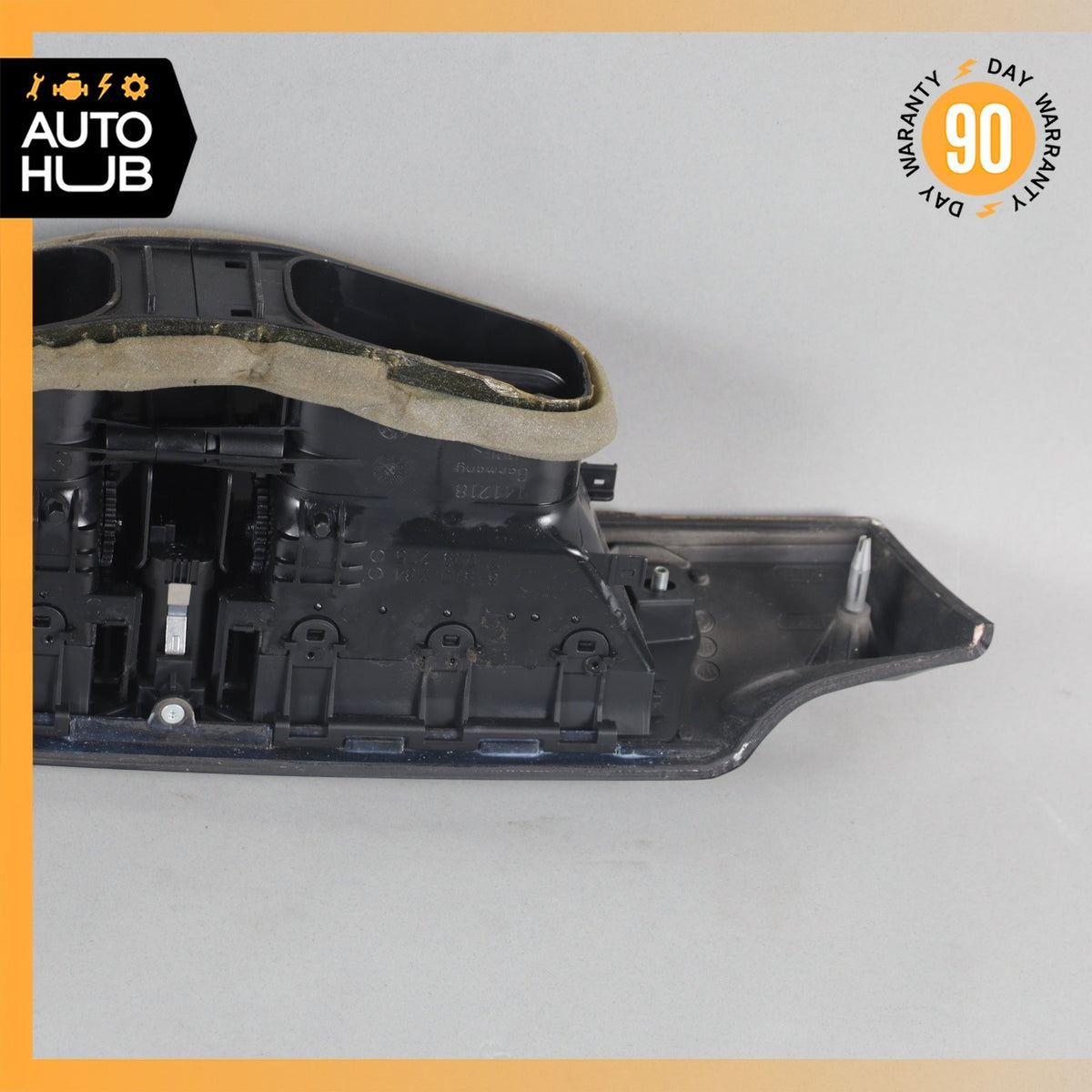 08-10 BMW E60 550i Dashboard Center Cover Panel Trim Molding w/ AC Vent OEM - photo 11