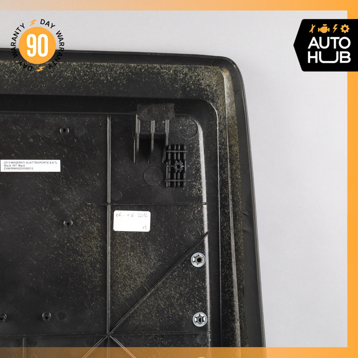 09-13 Maserati Quattroporte Back Panel Seat Cover Front Left or Right Side OEM - photo 9