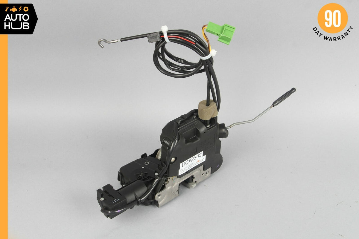 03-09 Mercedes W211 E550 E350 Front Right Door Lock Actuator Keyless Go OEM - photo 3
