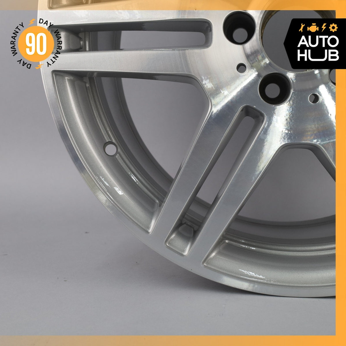 Mercedes W207 E550 E400 E350 AMG 8.5 x 18 18'' Rear Wheel Rim 2074011402 OEM - photo 5
