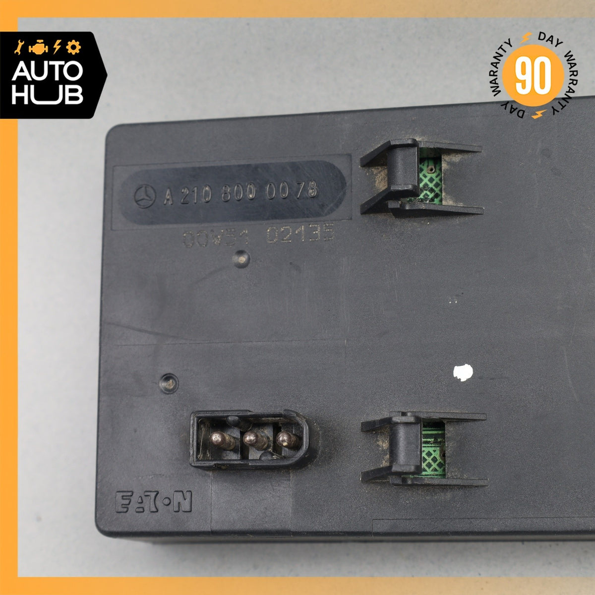 98-02 Mercedes W208 CLK55 E320 A/C Air Heater Climate Vacuum Valve Block OEM - photo 8