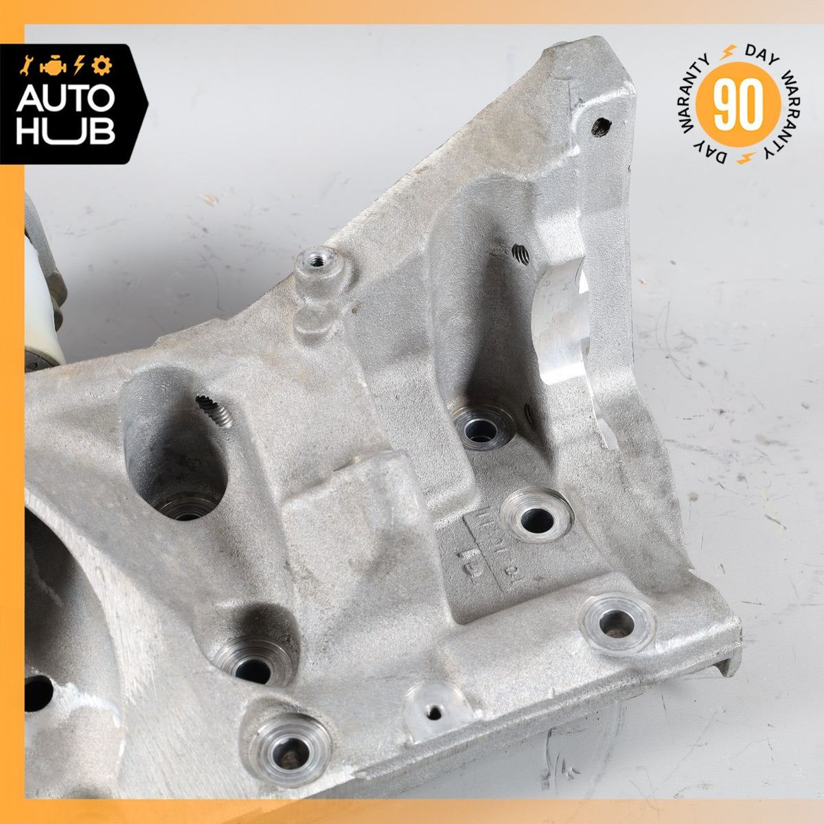 Porsche Cayenne 958 4.8L Engine Left Support Bracket Mount 9481022151R OEM - photo 8