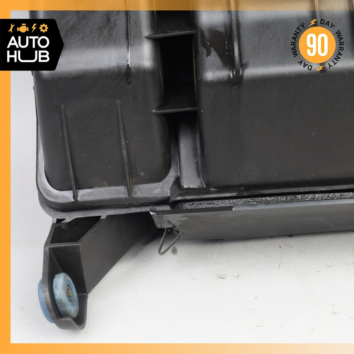 Porsche Boxster 986 Engine Air Intake Filter Cleaner Box 99611002110 OEM - photo 19