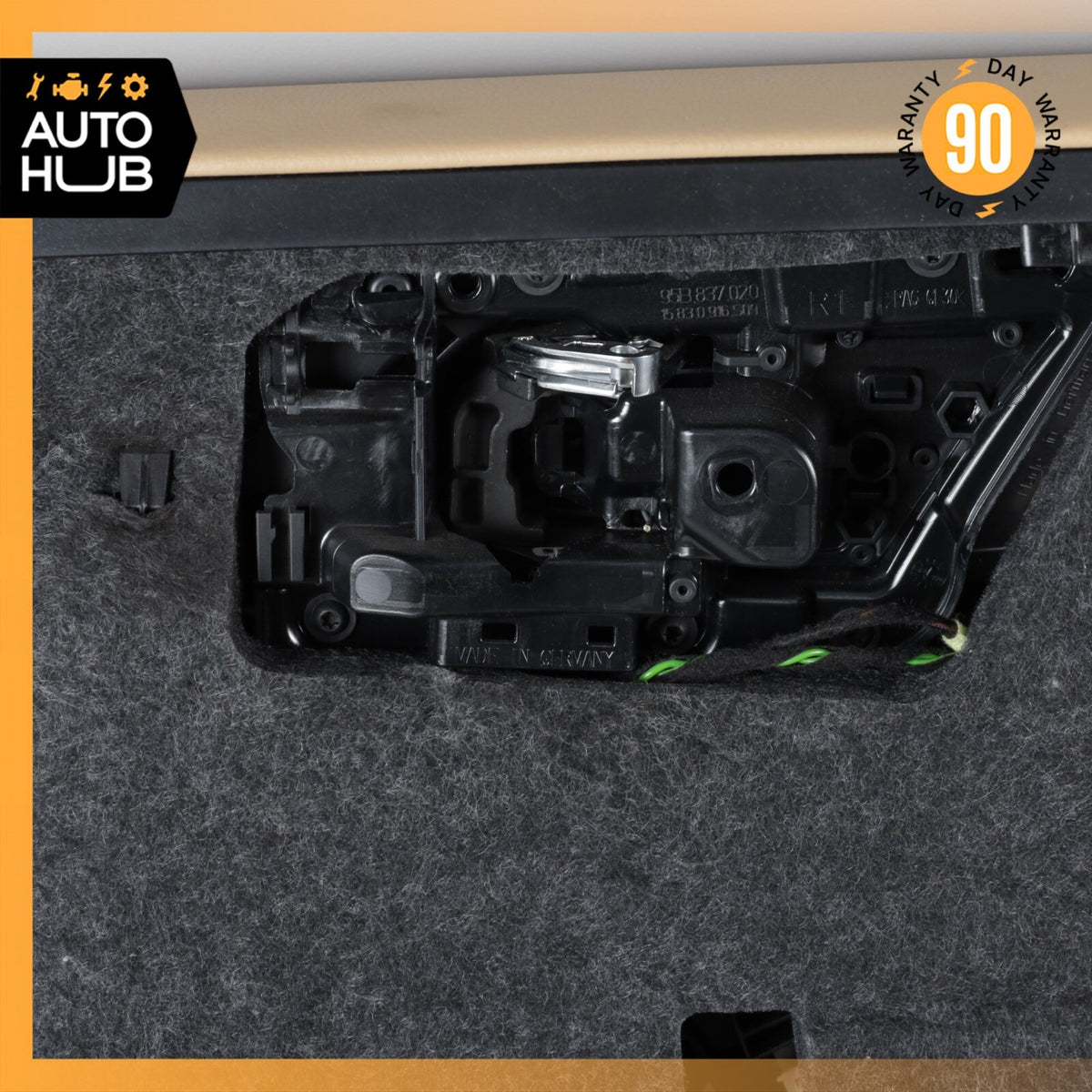 15-24 Porsche Macan S 95B Rear Right Side Interior Door Panel Beige OEM - photo 14